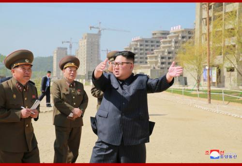 Kim Jong Un visits the Wonsan Kalma construction site in May 2018 (Photo: KCNA)